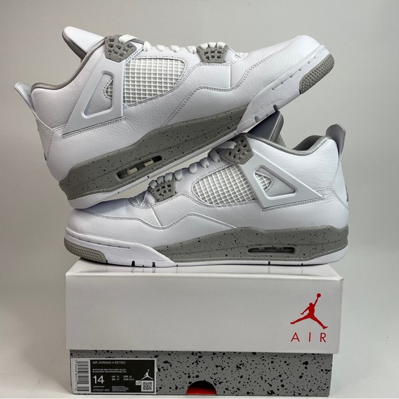 Nike Air Jordan 4 Retro “White Oreo” 2023 - Picture 3 of 4